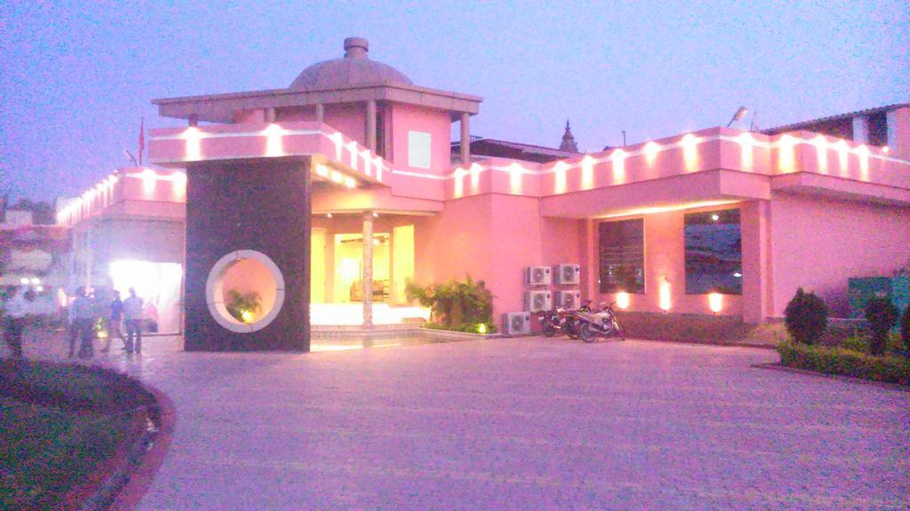Hardik Resort Orchha Exterior photo